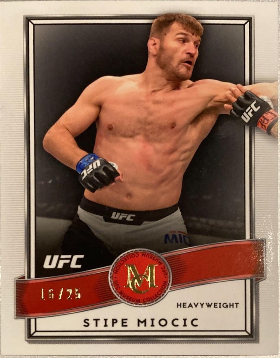 2016 Topps UFC Museum Collection #4 — Stipe Miocic — Ruby parallel, front