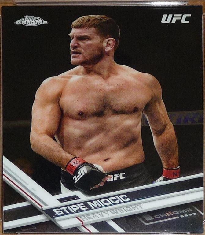 2017 Topps Chrome UFC #19 Stipe Miocic — front